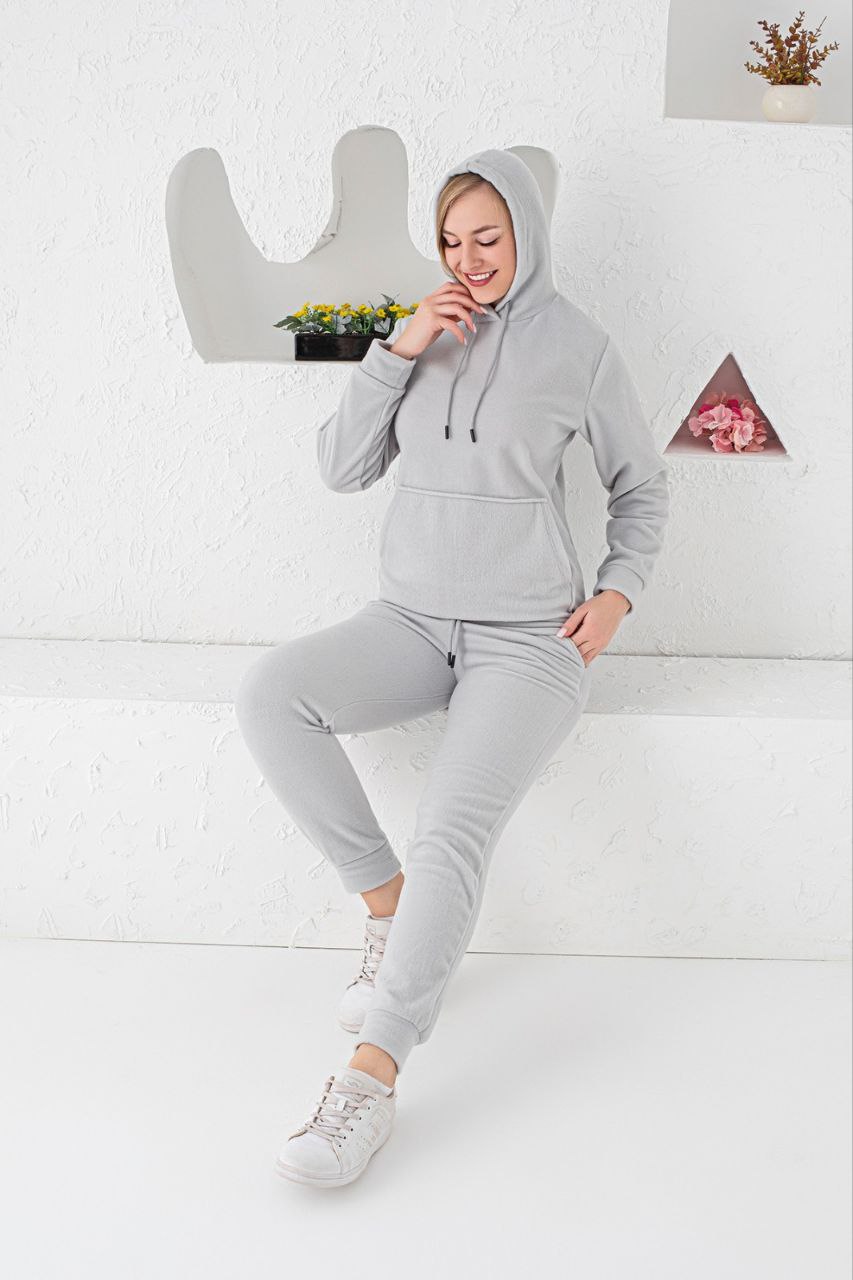 Pyjama tracksuit sales